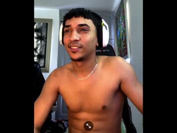 Y0ungman_Who_Loveswork Chaturbate stream image from December 20, 2024