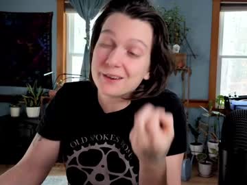 Artiepaints Chaturbate stream image from December 20, 2024
