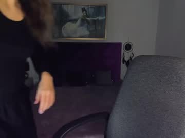 Kristinalevis Chaturbate stream image from December 20, 2024