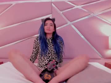Lunapagee Chaturbate stream image from December 20, 2024