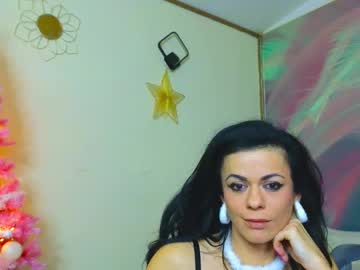 Ollivyaa Chaturbate stream image from December 20, 2024