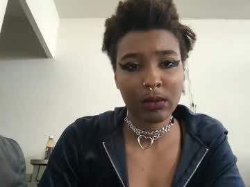 Prettywolf1 Chaturbate stream image from December 20, 2024