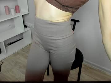 Queen_Of_Queenss Chaturbate stream image from December 20, 2024