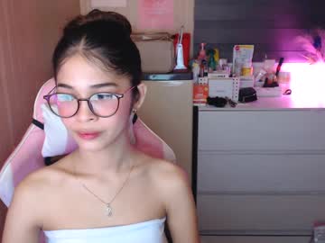 Sweetleigh18 Chaturbate stream image from December 20, 2024