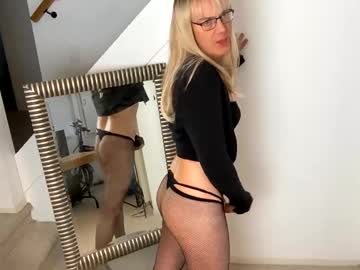 Viviannexxx2022 Chaturbate stream image from December 20, 2024