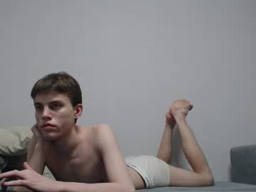 Hornybadbunny Chaturbate stream image from December 20, 2024