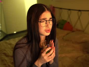 Leila_4ever Chaturbate stream image from December 20, 2024