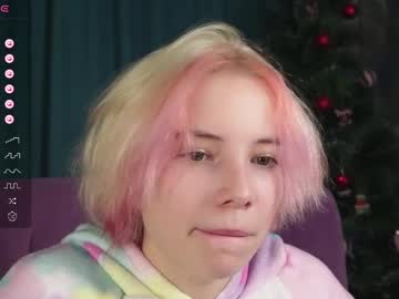 Monafilbert Chaturbate stream image from December 20, 2024