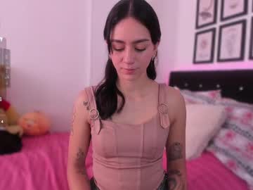 Moonlygirl__ Chaturbate stream image from December 20, 2024