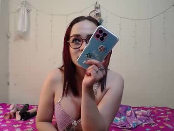 Nicolle_Sky Chaturbate stream image from December 20, 2024