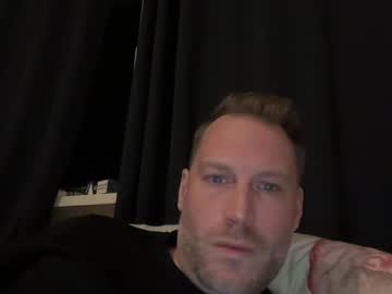 Chris2021x Chaturbate stream image from December 20, 2024