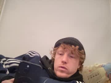 Lilginge1 Chaturbate stream image from December 20, 2024