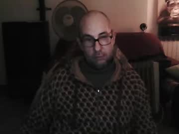 Mat11efou Chaturbate stream image from December 20, 2024