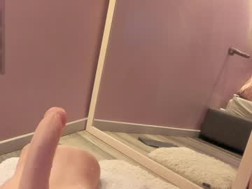 Ninna_Monroe_ Chaturbate stream image from December 20, 2024