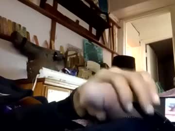 Trypodman Chaturbate stream image from December 20, 2024