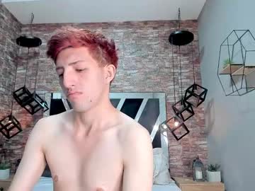 Un_Slutty Chaturbate stream image from December 20, 2024