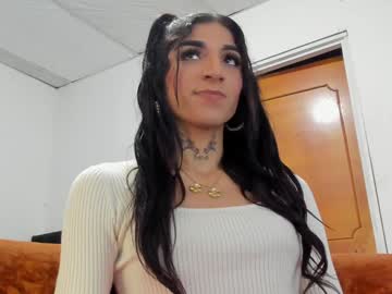Chloe_Evanx_ Chaturbate stream image from December 20, 2024