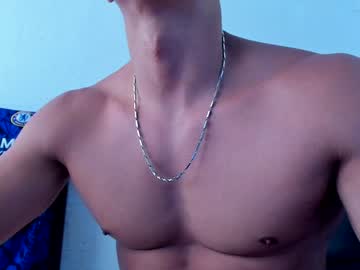 Danterouxx Chaturbate stream image from December 20, 2024