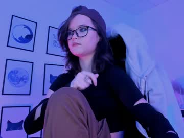 Elainebeness Chaturbate stream image from December 20, 2024