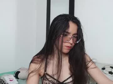 Emmily_Roberts Chaturbate stream image from December 20, 2024
