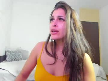 Evawhisper Chaturbate stream image from December 20, 2024
