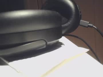 Ezcoda Chaturbate stream image from December 20, 2024