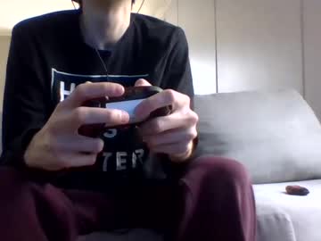 Foreverlunaa Chaturbate stream image from December 20, 2024