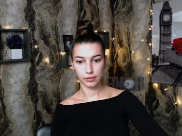 Karolinamex_ Chaturbate stream image from December 20, 2024