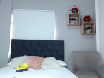 Loren_Bash Chaturbate stream image from December 20, 2024