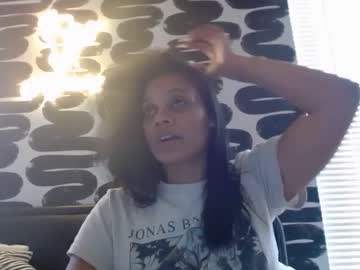 Pinkmonae Chaturbate stream image from December 20, 2024