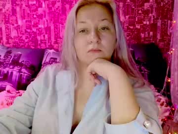 Sarakatherin Chaturbate stream image from December 20, 2024