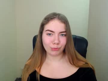Zoey_Deuttch Chaturbate stream image from December 20, 2024