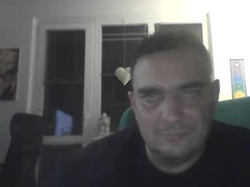 2025eyesforyou Chaturbate stream image from December 20, 2024
