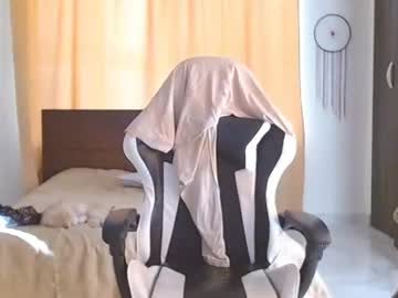 Aronmiller404 Chaturbate stream image from December 20, 2024