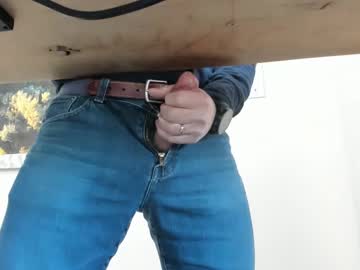 Idfunguy2023 Chaturbate stream image from December 20, 2024