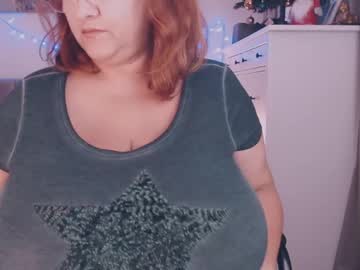 Julialiones Chaturbate stream image from December 20, 2024