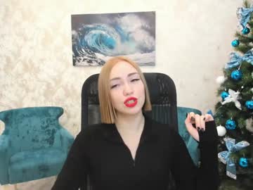 Larakrein Chaturbate stream image from December 20, 2024