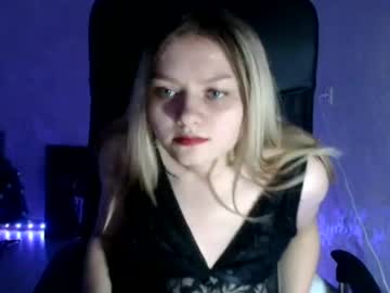 Oh_Vikky Chaturbate stream image from December 20, 2024