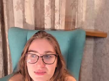 Rowenadiggle Chaturbate stream image from December 20, 2024