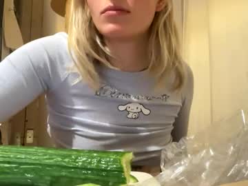 Spacegirl42o Chaturbate stream image from December 20, 2024