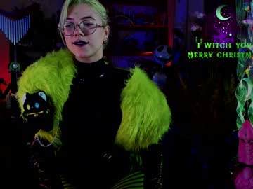 Witch_Fiona Chaturbate stream image from December 20, 2024