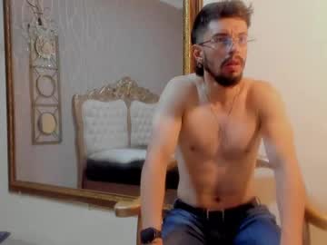Zevenbrooks Chaturbate stream image from December 20, 2024