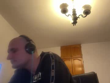 Alexbgkl Chaturbate stream image from December 20, 2024