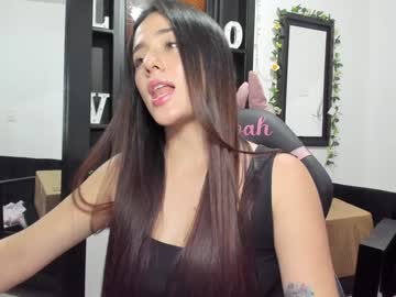 Antonella_Naughty1 Chaturbate stream image from December 20, 2024