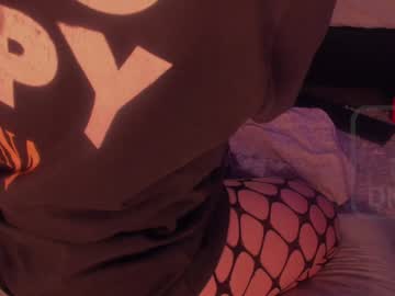 Jazlynn_ Chaturbate stream image from December 20, 2024