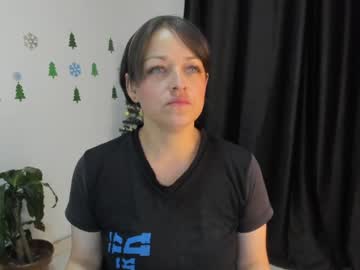 Roxanetyer Chaturbate stream image from December 20, 2024