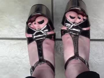 Teninchheels Chaturbate stream image from December 20, 2024