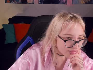 Amayasakura Chaturbate stream image from December 20, 2024
