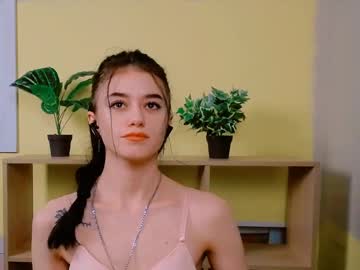 Aprillswift_ Chaturbate stream image from December 20, 2024