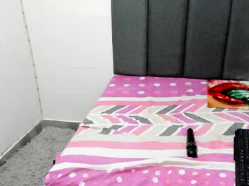 Almaa__ Chaturbate stream image from December 20, 2024